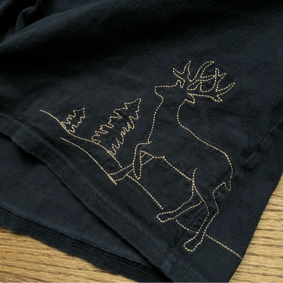 🆕 Janie and Jack black long sleeved shirt with reindeer embroidered - Picture 2 of 6
